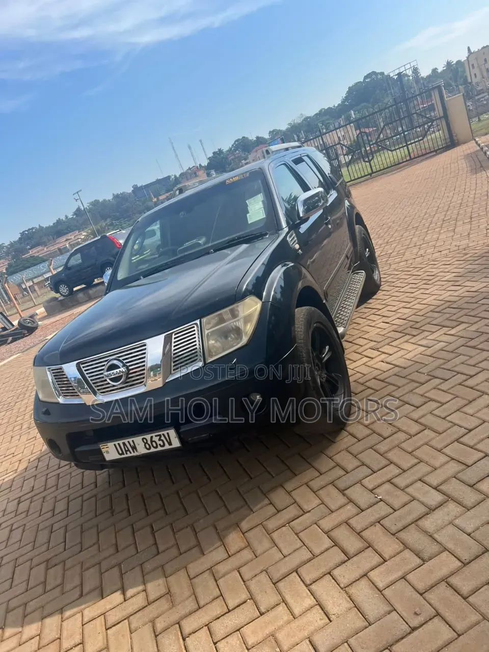 Nissan Pathfinder 2009 Black