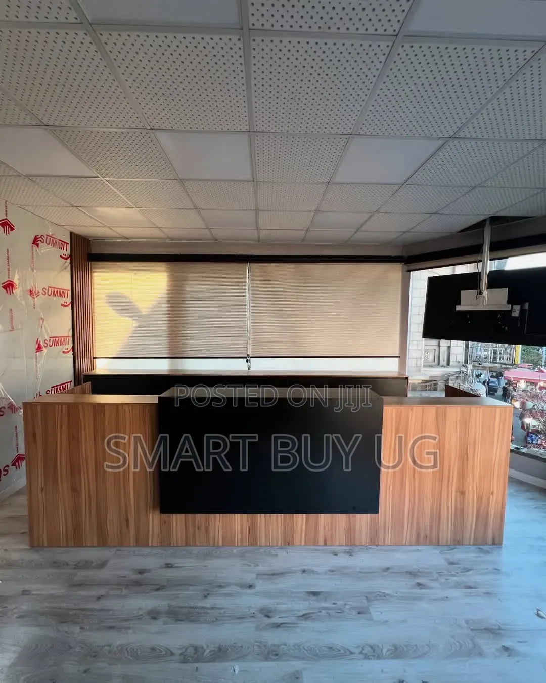White Receptiondesk 2.4m Wooden Reception Counter Walnut