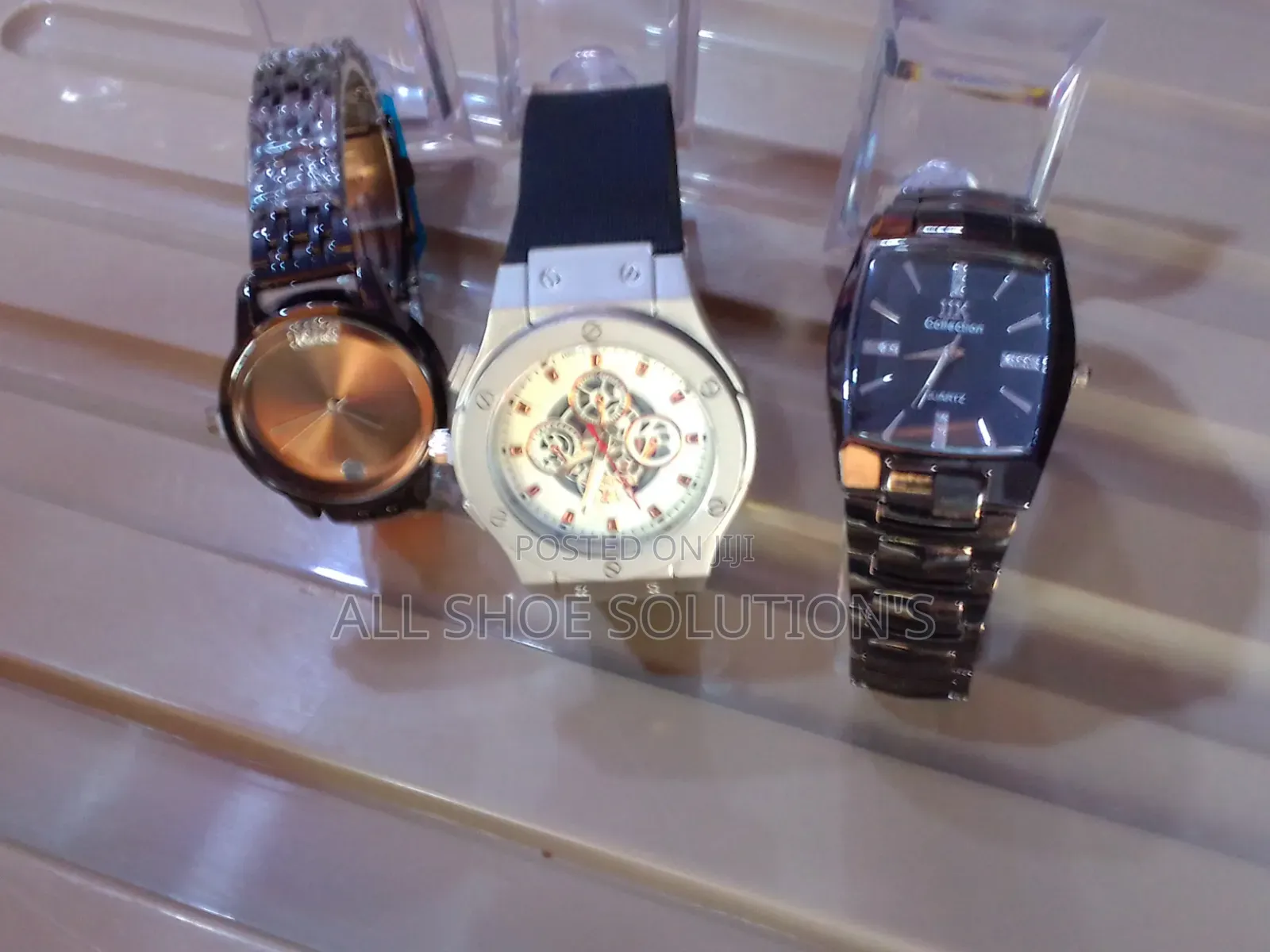 Wrists Watches Under 40,000 Ugx