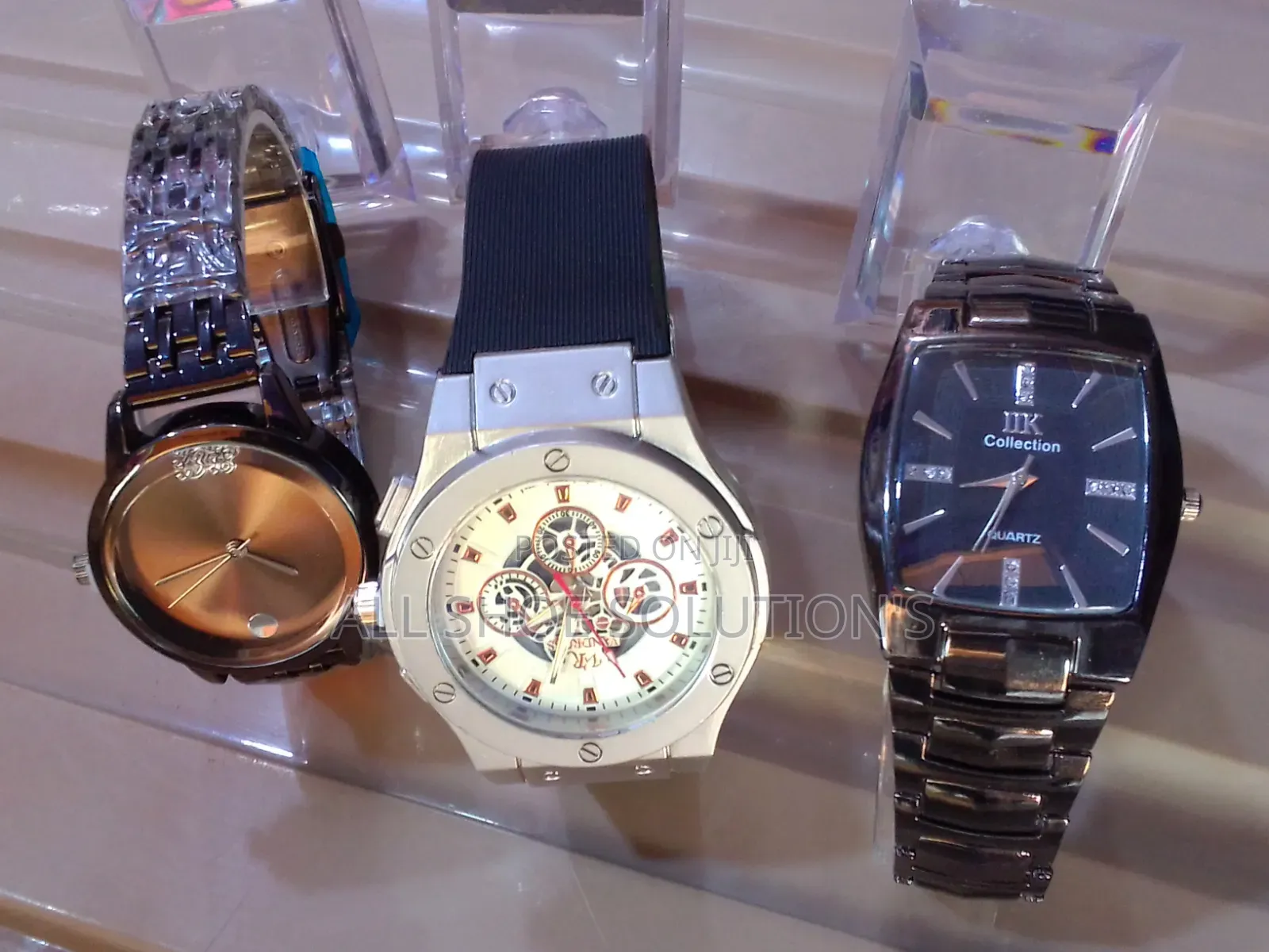 Wrists Watches Under 40,000 Ugx