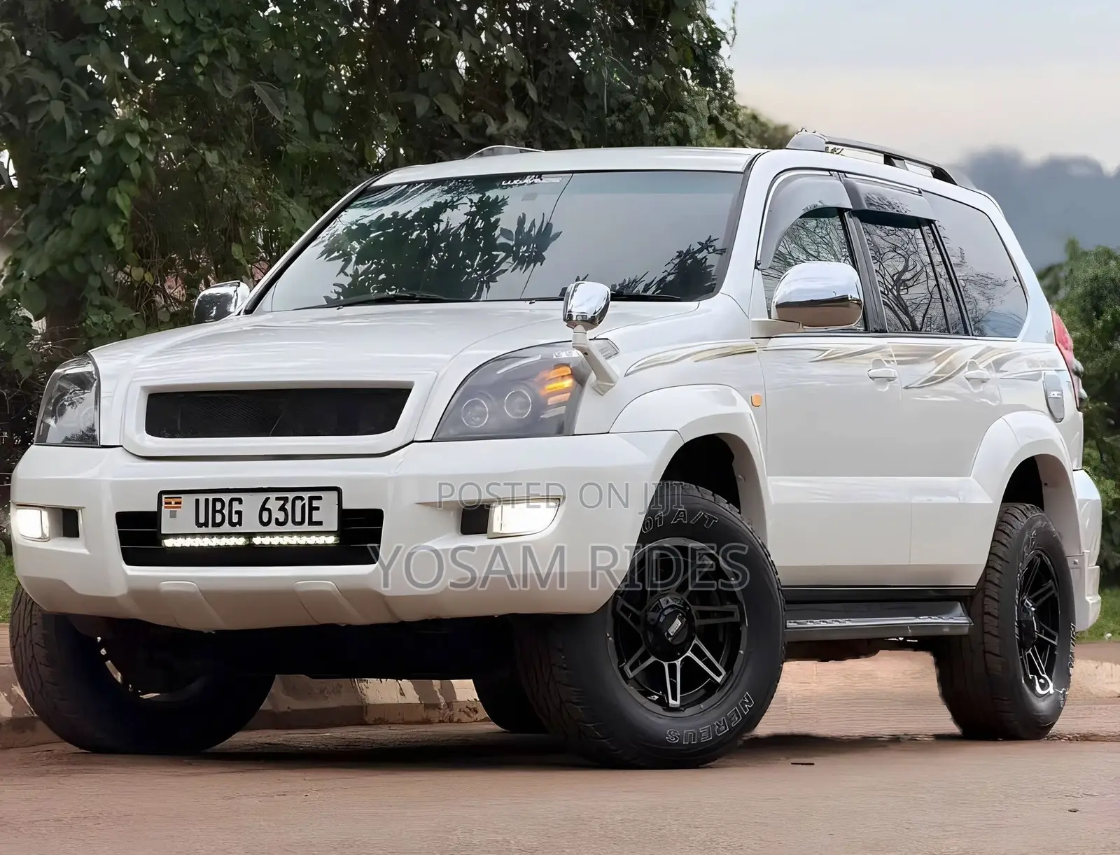 Toyota Land Cruiser Prado 2.7 i 2010 White