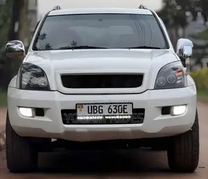 Toyota Land Cruiser Prado 2.7 i 2010 White
