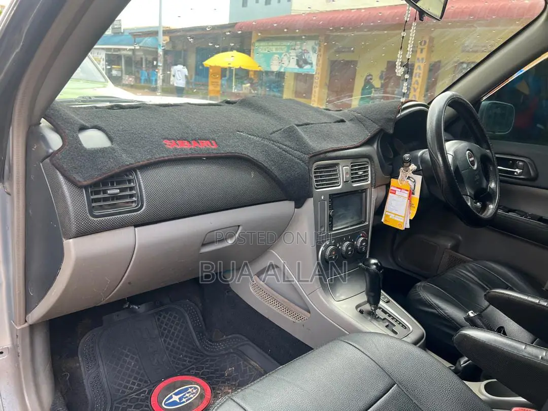 Subaru Forester 2002 Silver