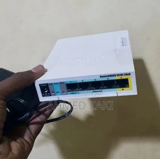 RouterBOARD 951Ui 2HnD