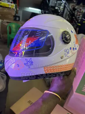 Kids Travel Helmet. White.