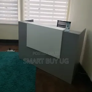 White Receptiondesk 1.4meters Wooden Reception Counter Small Gray