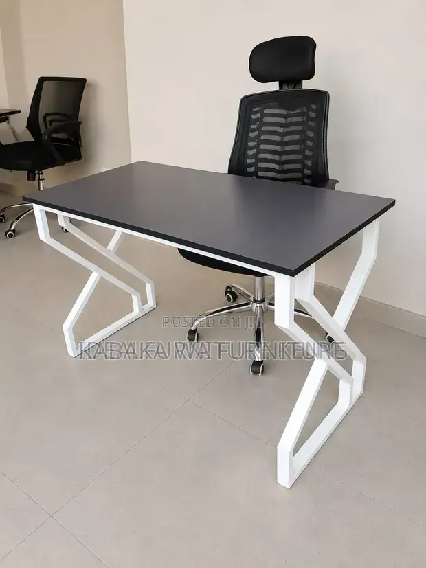 Metallic-Office-Table-Office-Table-Reading-Desk-Offices-Tables27-