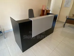 White Receptiondesk 5ft Modern Reception Counter Black Black