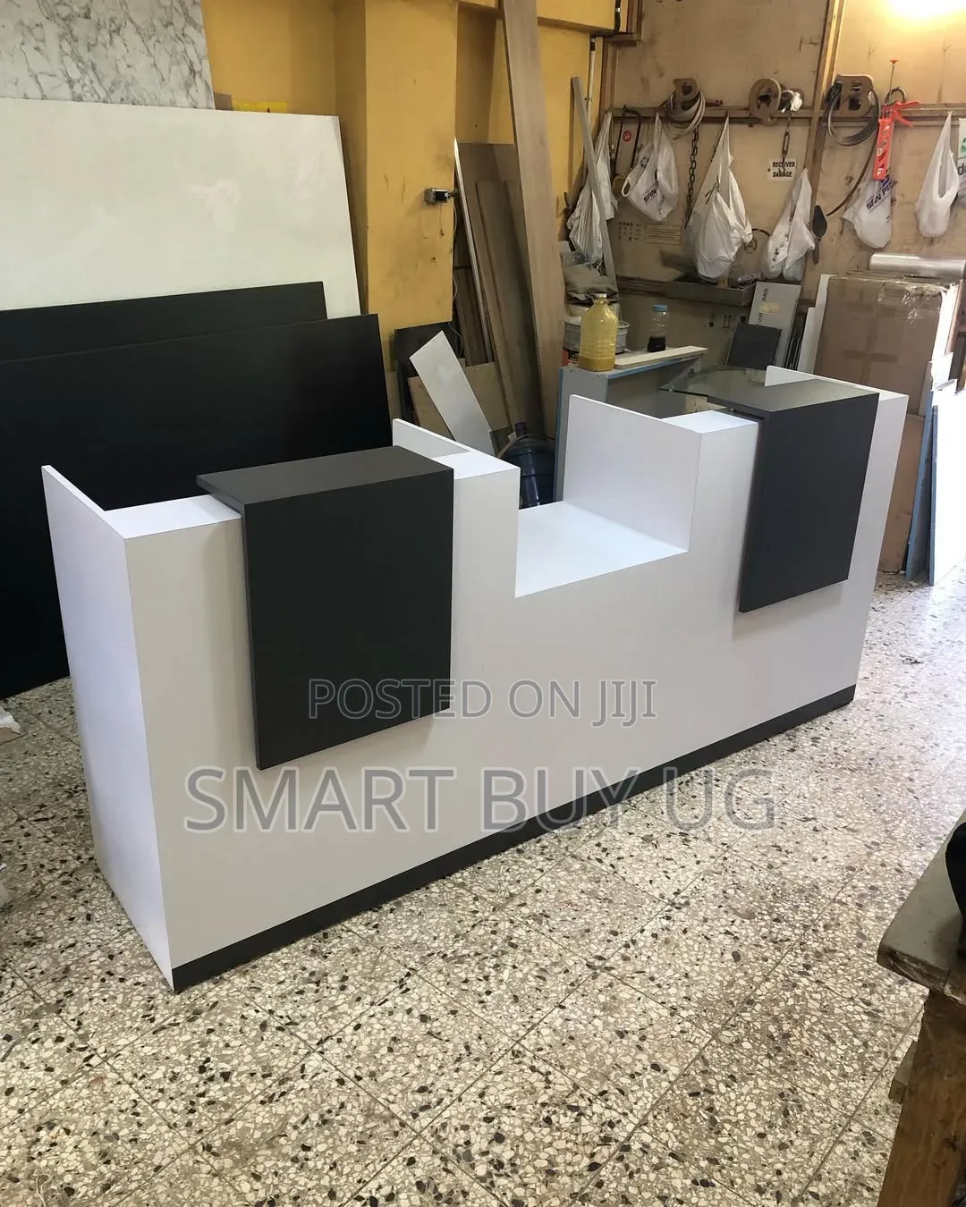 White Receptiondesk 1.6m Wooden Reception Counter Wooden White