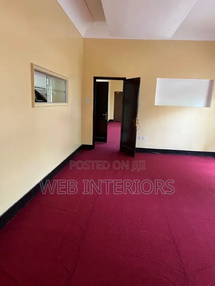 Wall to Wall Turkish Woolen Carpet (Ordinary)