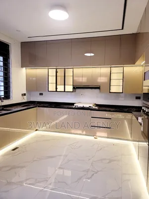 Furnished 7bdrm Mansion in Central Division for sale