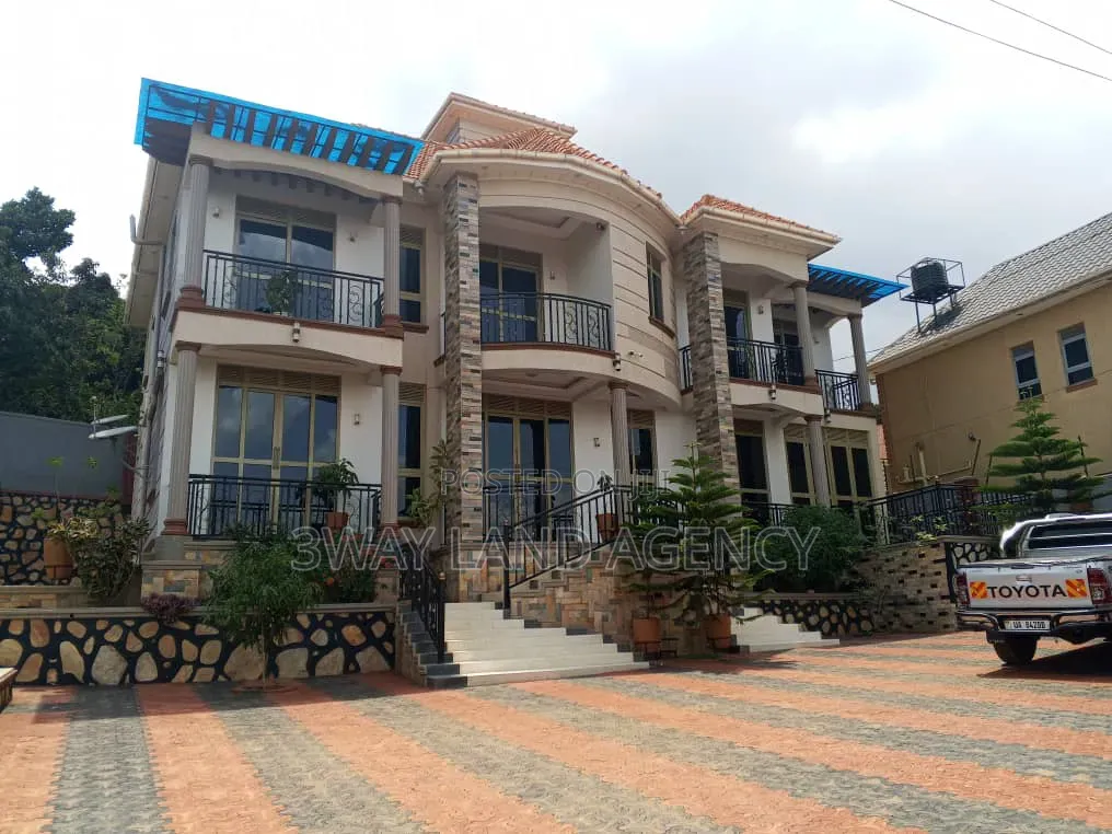 Furnished 7bdrm Mansion in Central Division for sale