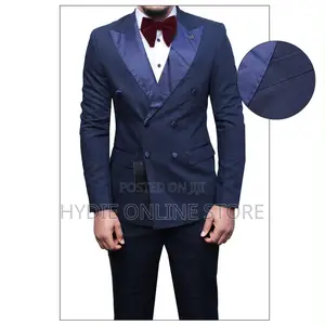 Premium Business-Class Men’s Suit–Elegant,Professional & Sophisticated
