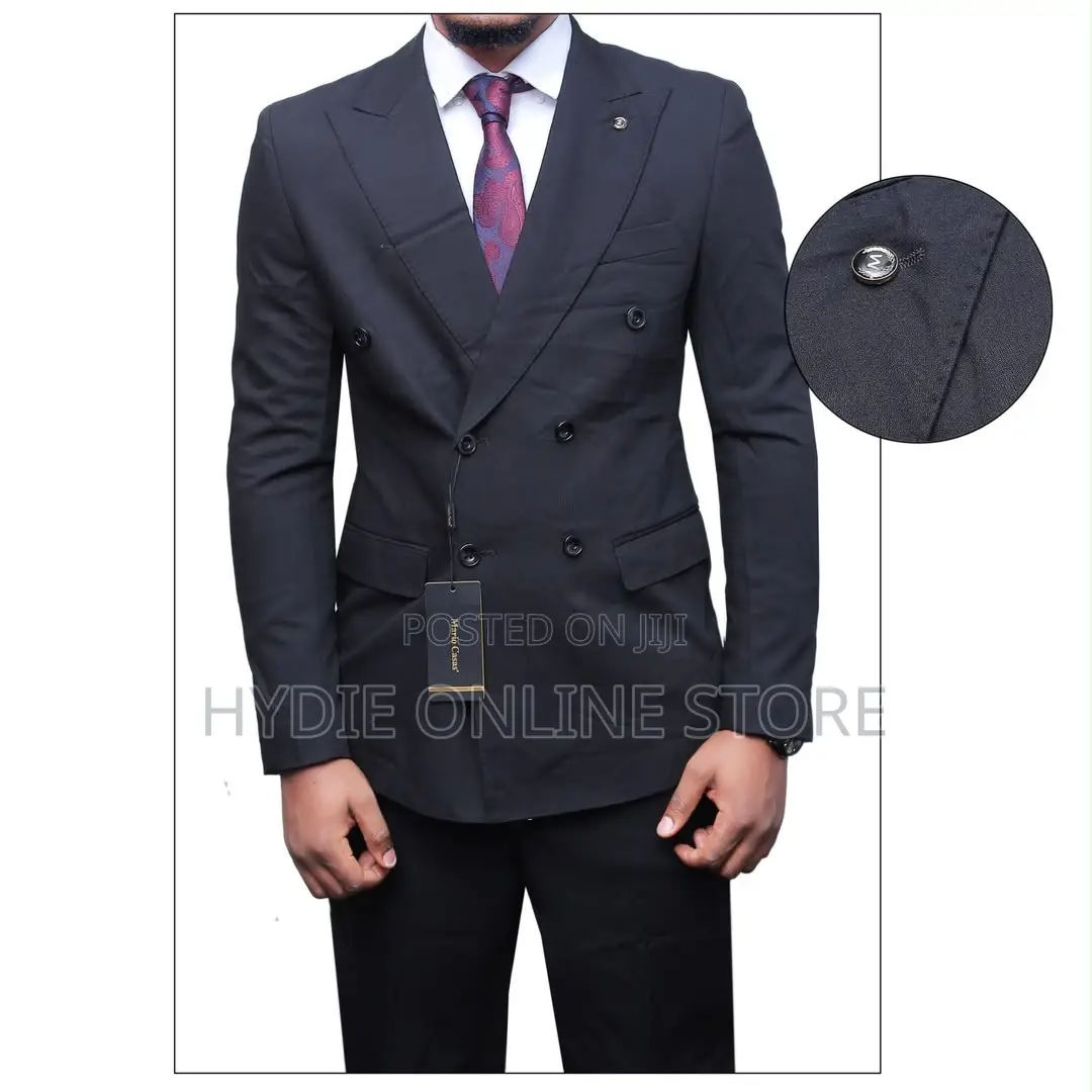 Premium Business-Class Men’s Suit–Elegant,Professional & Sophisticated