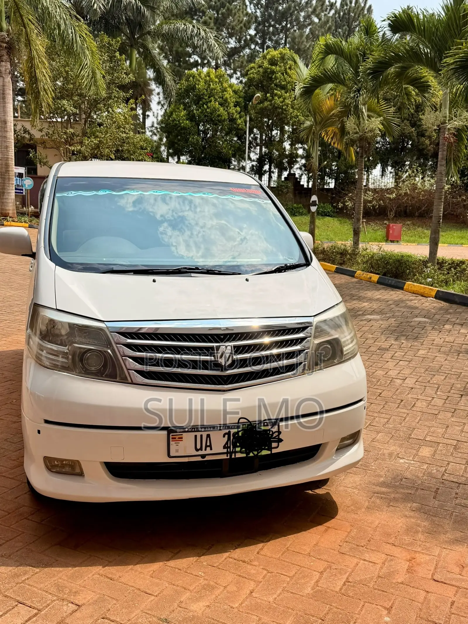 Toyota Alphard 2.4 Petrol AWD 2008 White