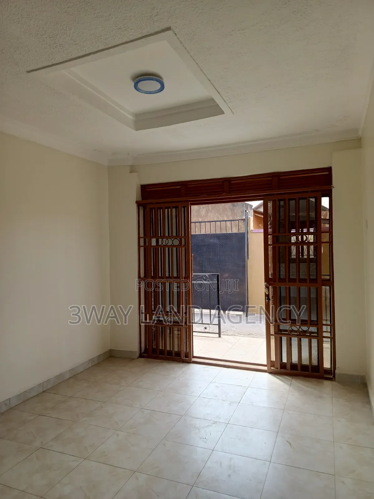 Furnished 4bdrm House in Central Division for sale