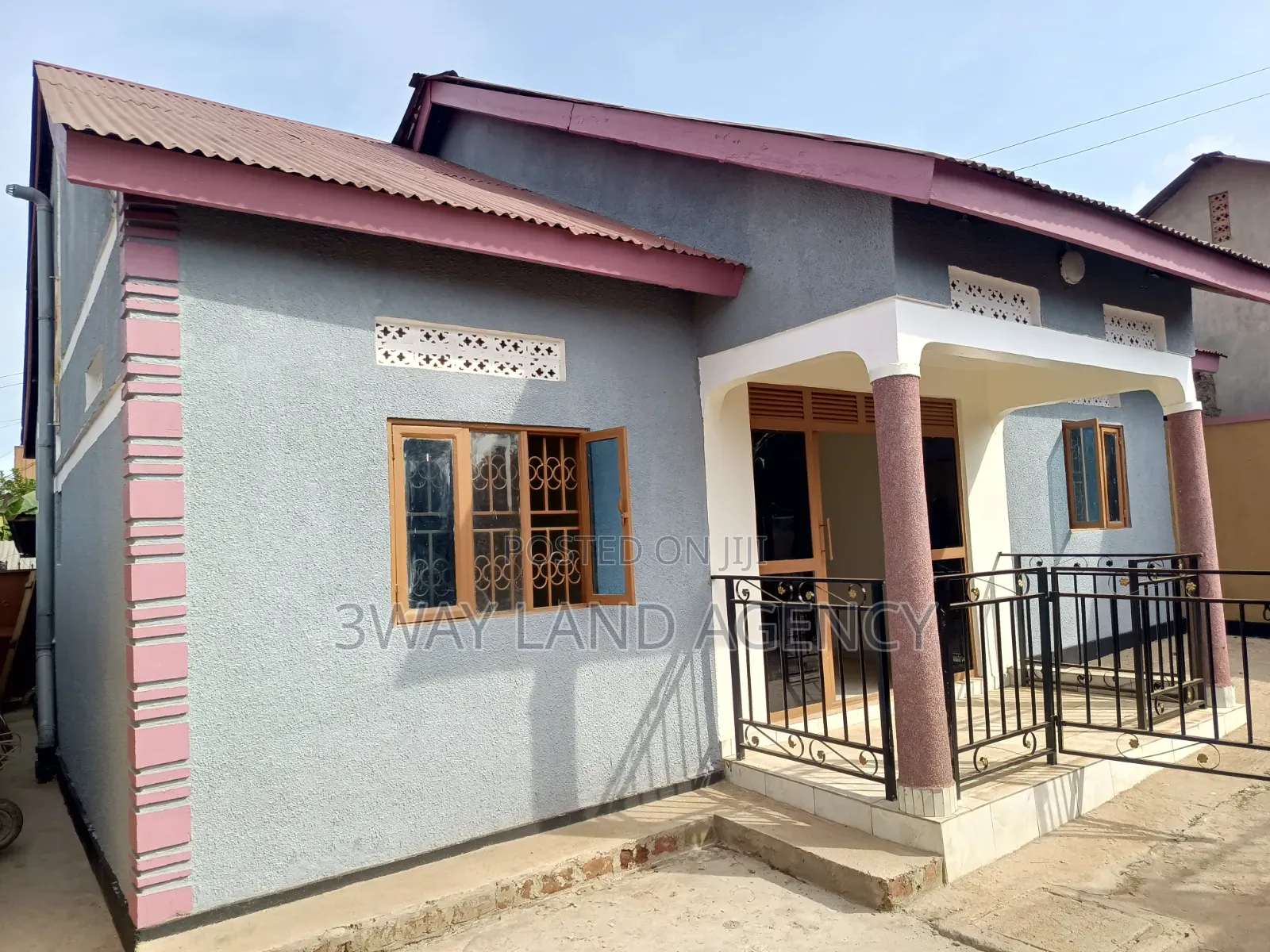 Furnished 4bdrm House in Central Division for sale