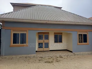 Furnished 3bdrm House in Central Division for sale