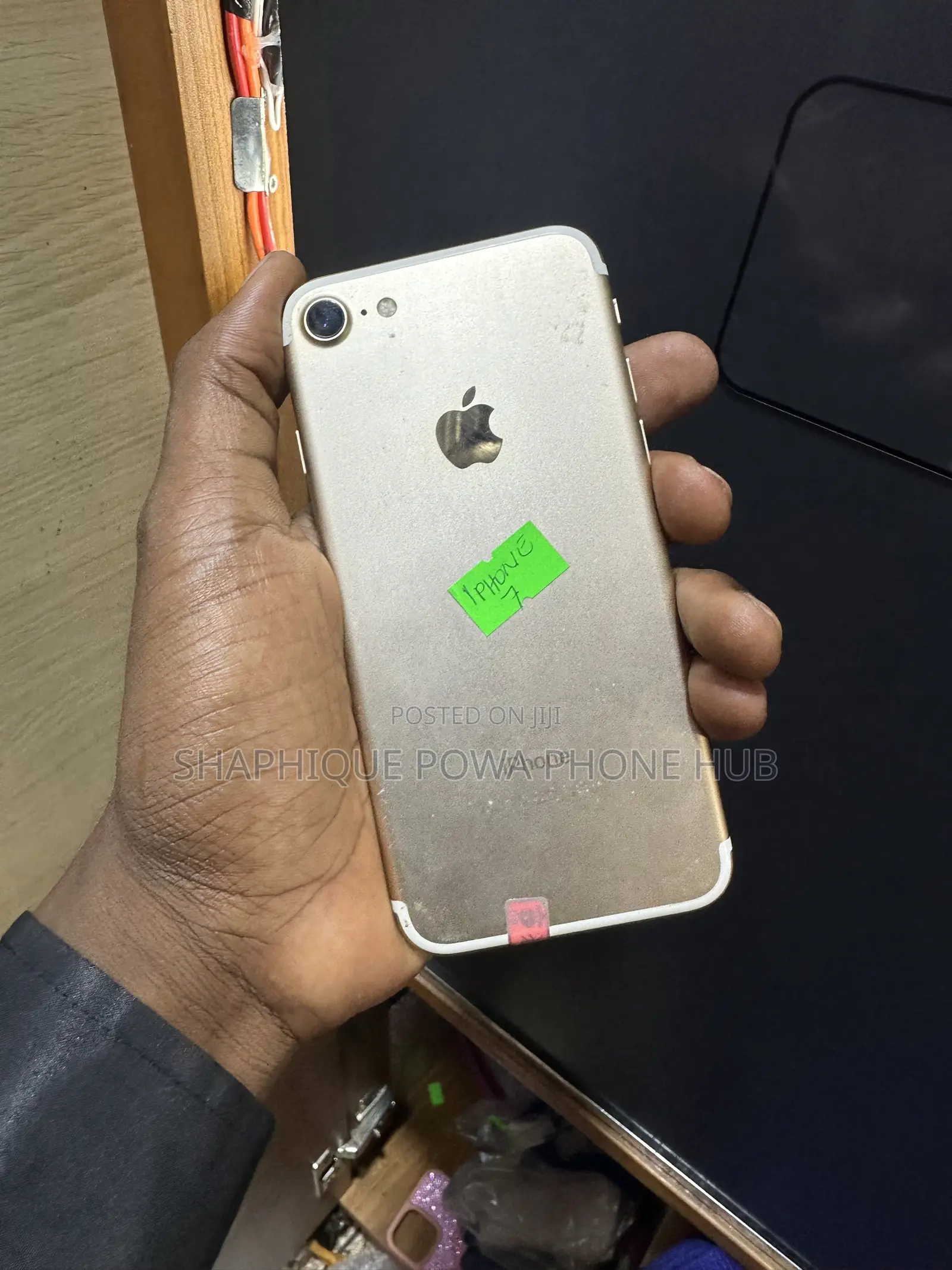 Apple iPhone 7 32 GB Bronze