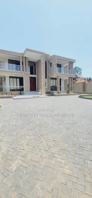 6bdrm House in Division A for sale