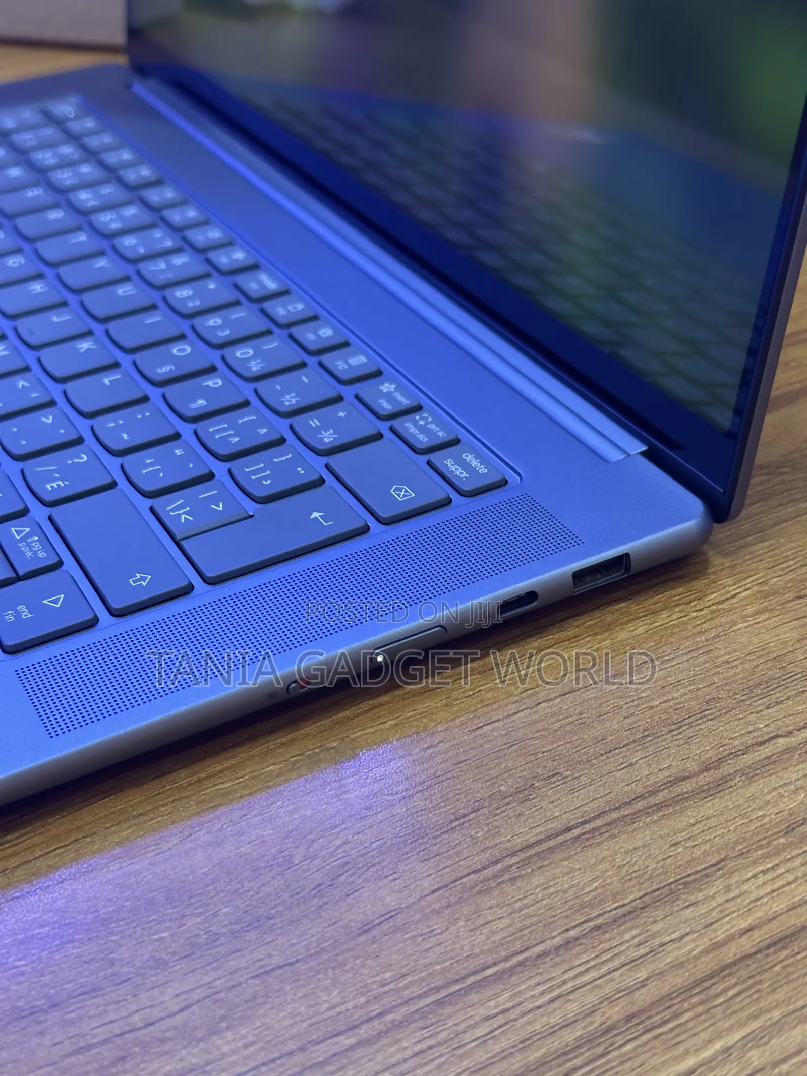 New Lenovo Yoga Pro 9i Aura Edition 16GB Intel Core Ultra 7 SSD 512GB
