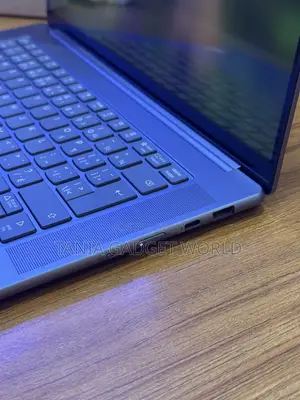 New Lenovo Yoga Pro 9i Aura Edition 16GB Intel Core Ultra 7 SSD 512GB
