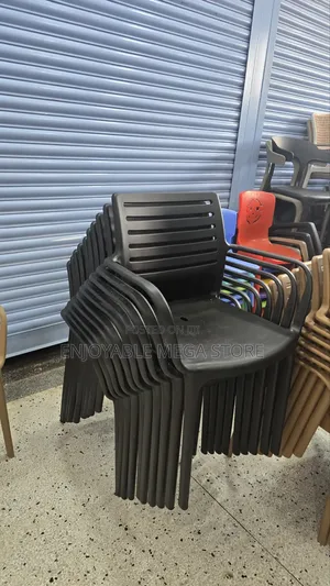 Outdoor Dining Stackable Plastic Chairs Plastic Chairs