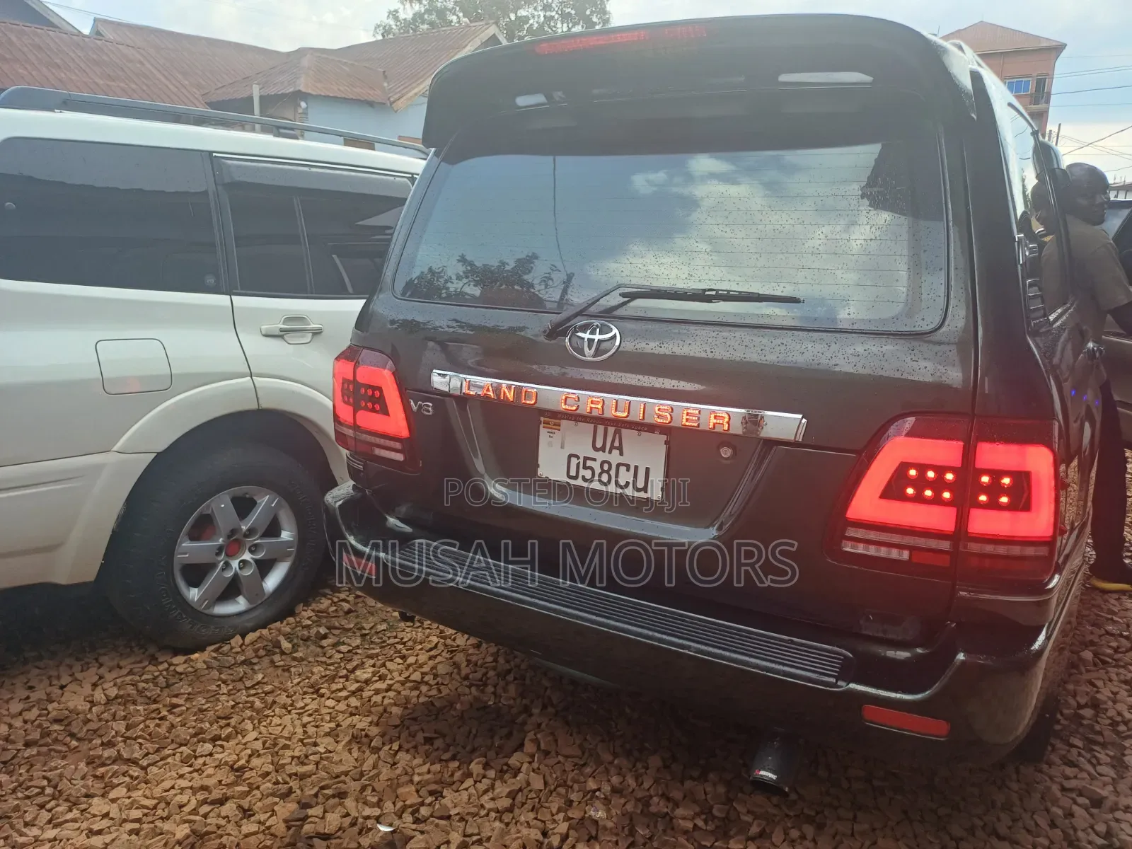 Toyota Land Cruiser 4.7 GX-R 2010 Green