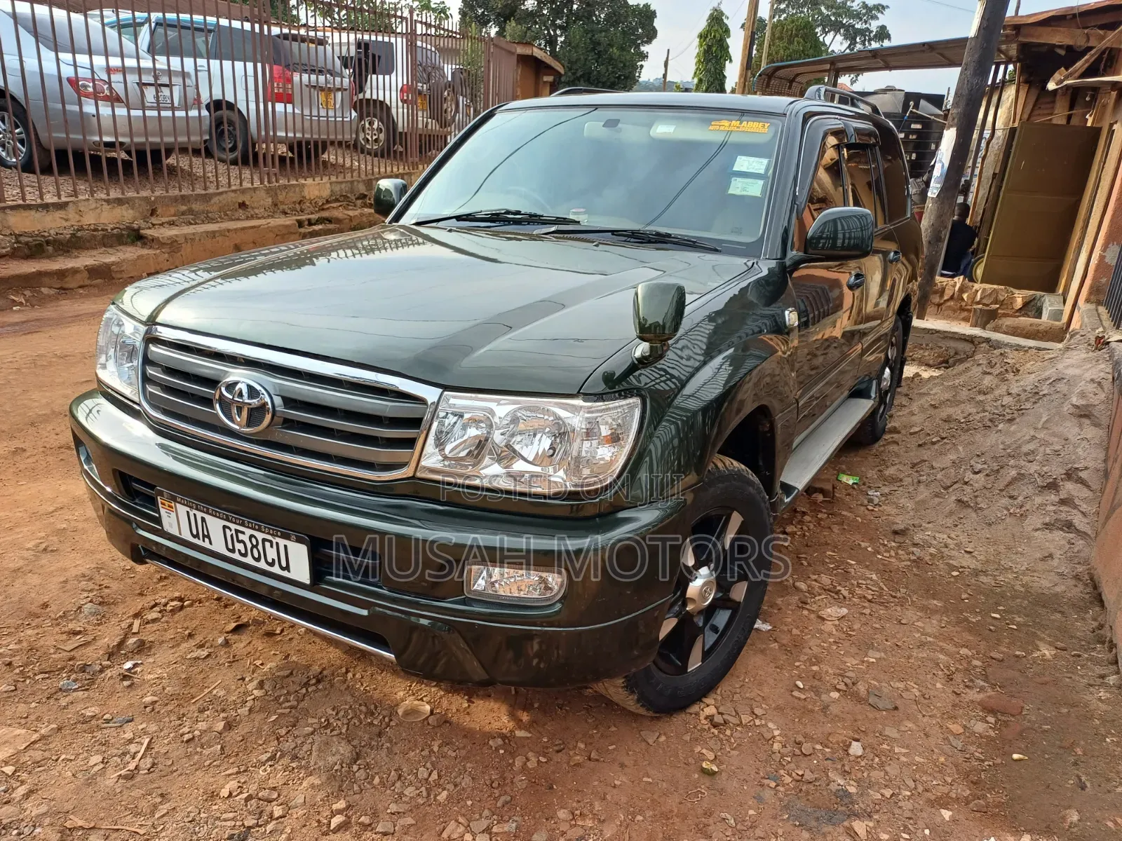 Toyota Land Cruiser 4.7 GX-R 2010 Green