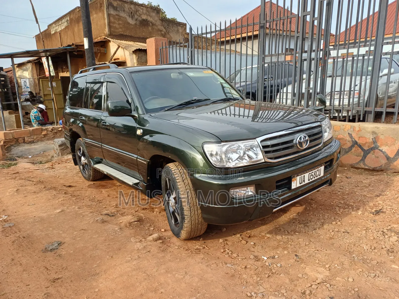 Toyota Land Cruiser 4.7 GX-R 2010 Green