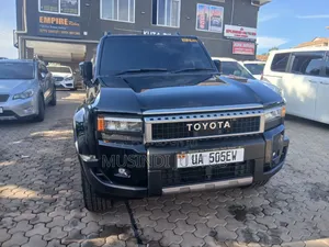 Toyota Land Cruiser Prado 2024 Black