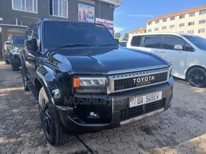 Toyota Land Cruiser Prado 2024 Black