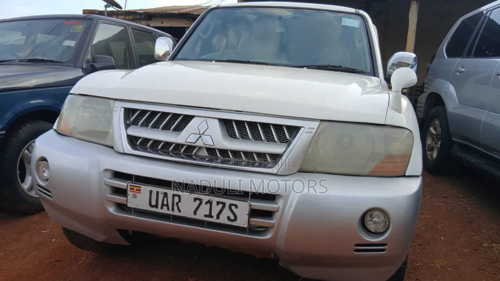 Mitsubishi Pajero 2006 White