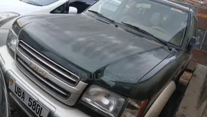 Isuzu Trooper 2002 Green