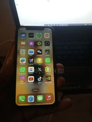 Apple iPhone XR 64 GB Black