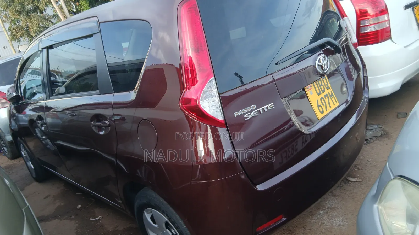 Toyota Passo Sette 1.5 FWD 2010