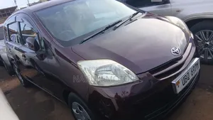 Toyota Passo Sette 1.5 FWD 2010