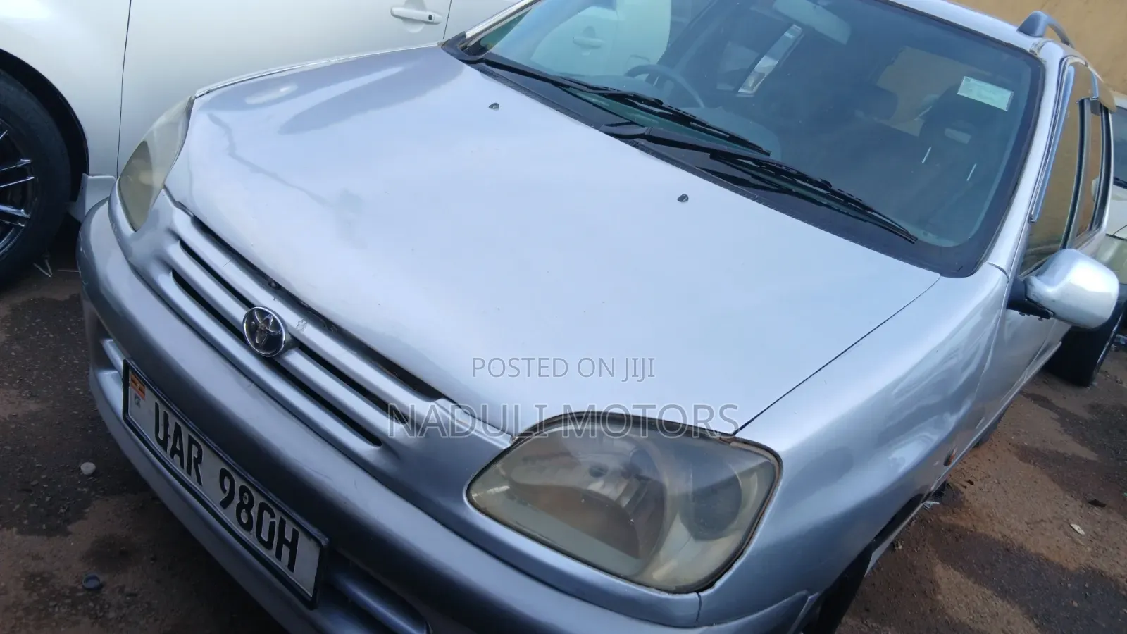 Toyota Raum 1.5 FWD 2001 Silver