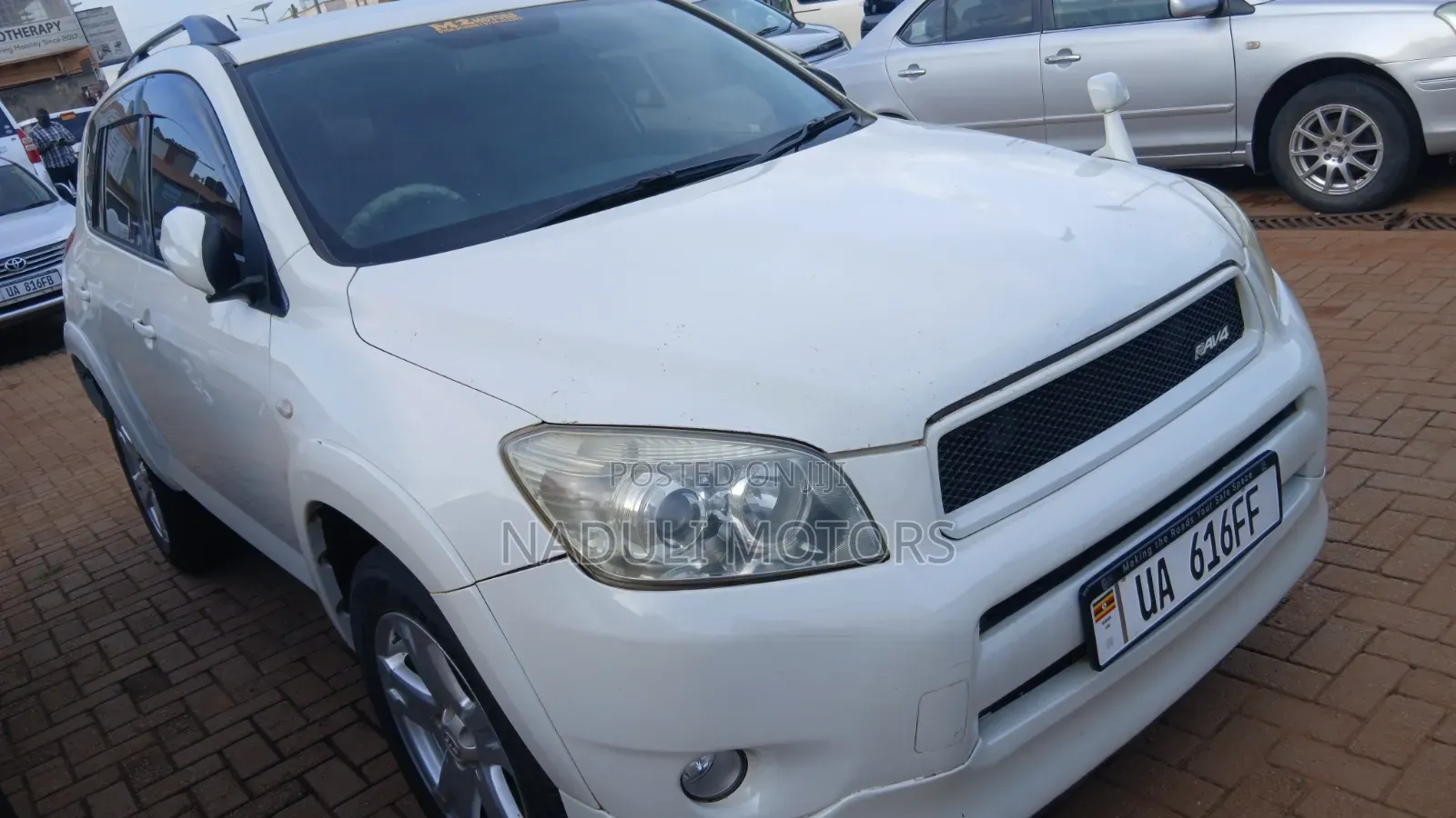 Toyota RAV4 2.0 VVT-i 2008 White