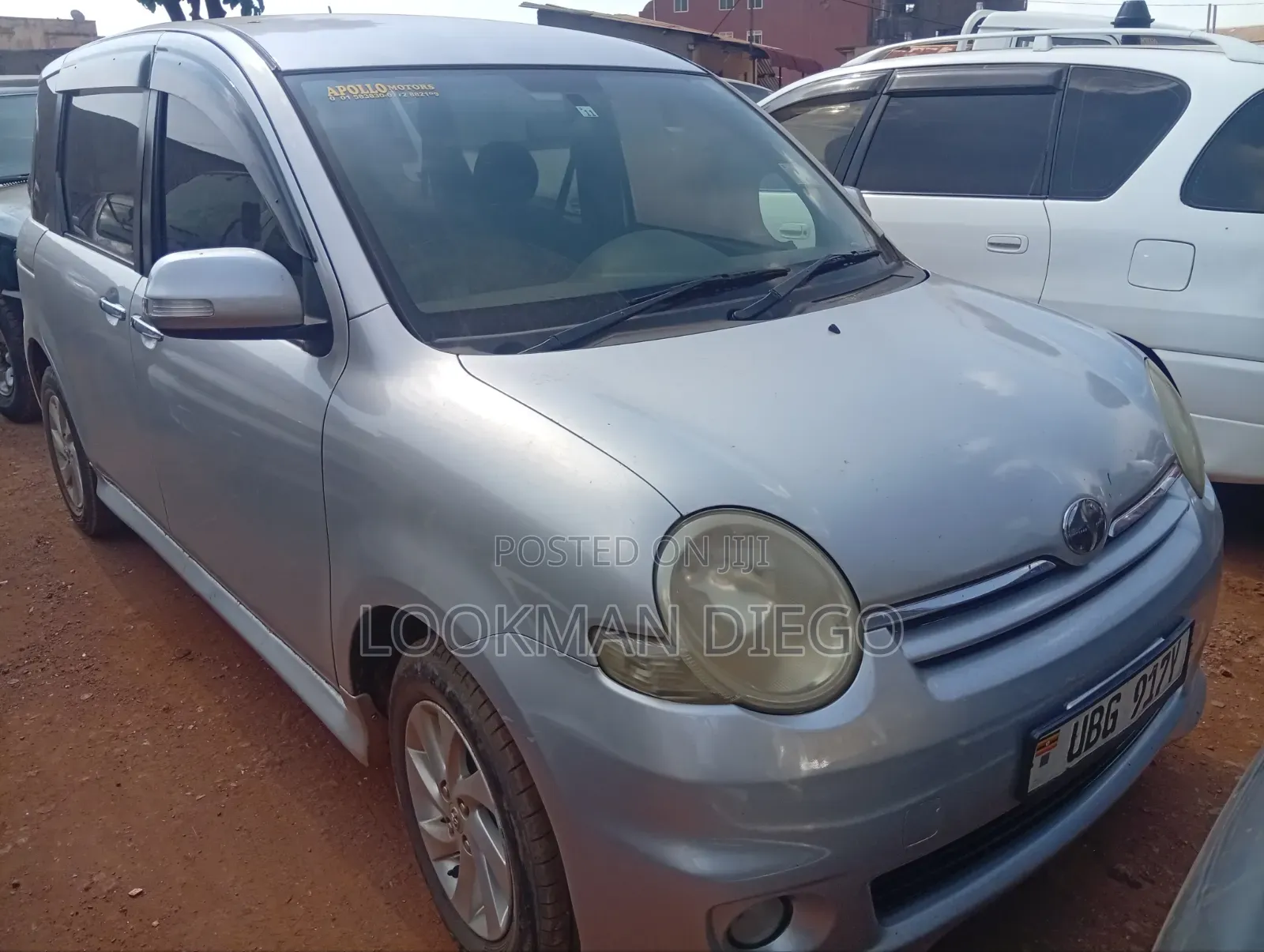 Toyota Sienta 1.5 AWD 2008 Silver