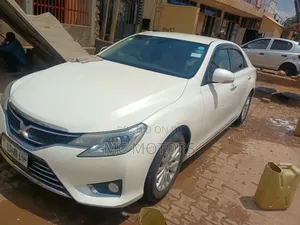 Toyota Mark X 2.5 AWD 2014 White