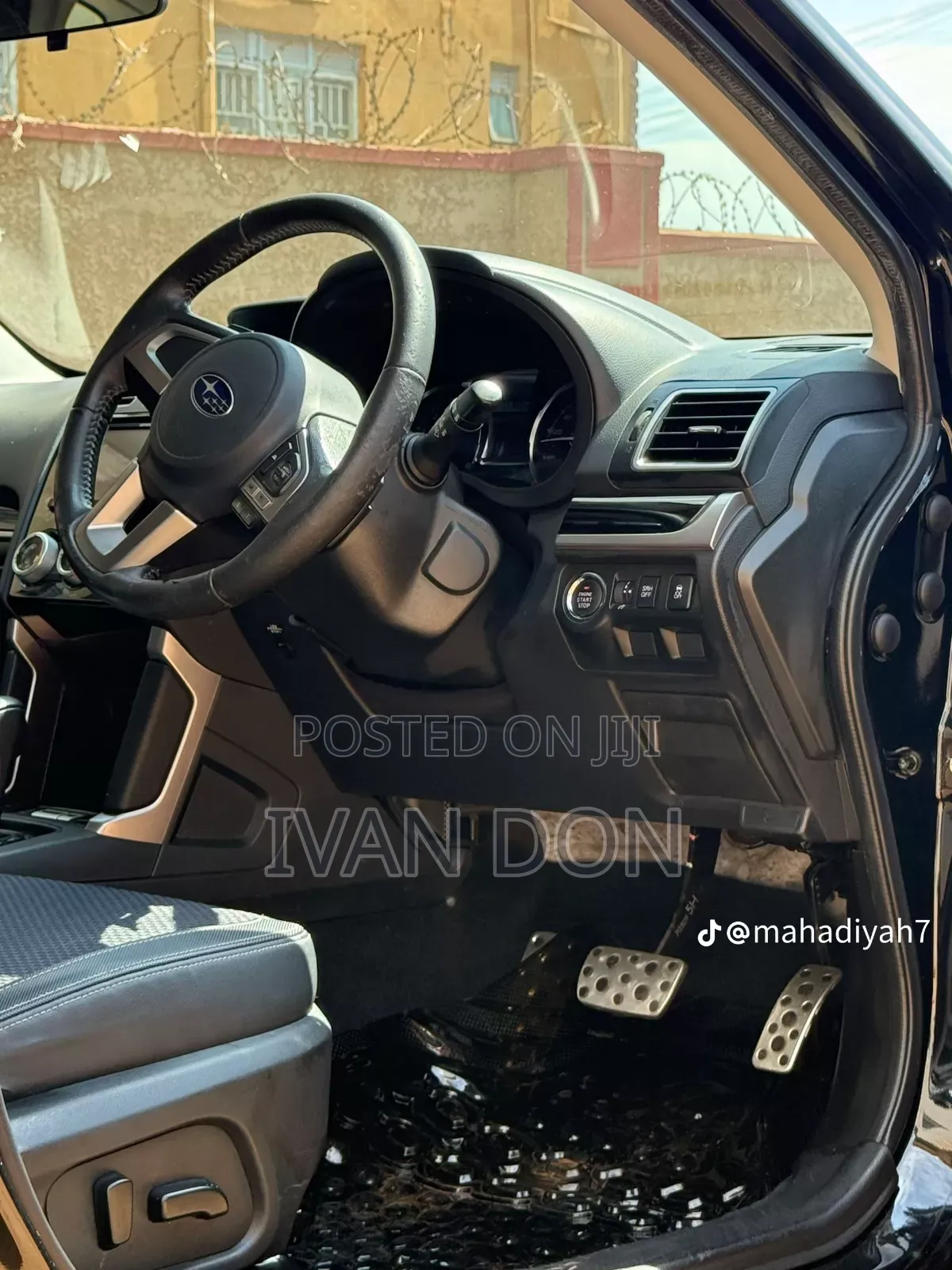 Subaru Forester 2.0XT Premium AWD 2017 Black