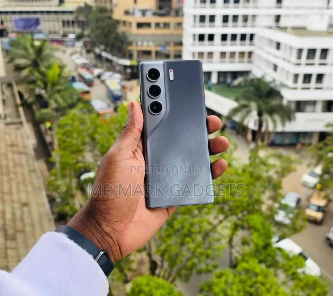 New Tecno Camon 40 Pro 4G 256 GB Black