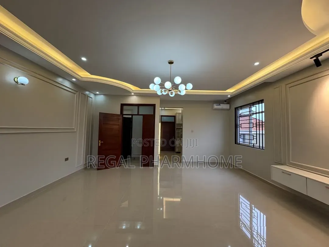 4bdrm Duplex in Munyonyo, Central Division for rent