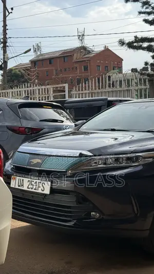 Toyota Harrier 2.0 2017 Blue