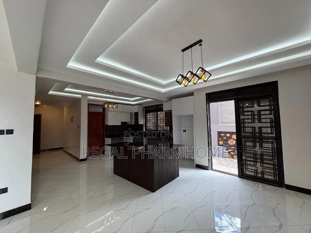 4bdrm Duplex in Sseguku Katale, Central Division for rent