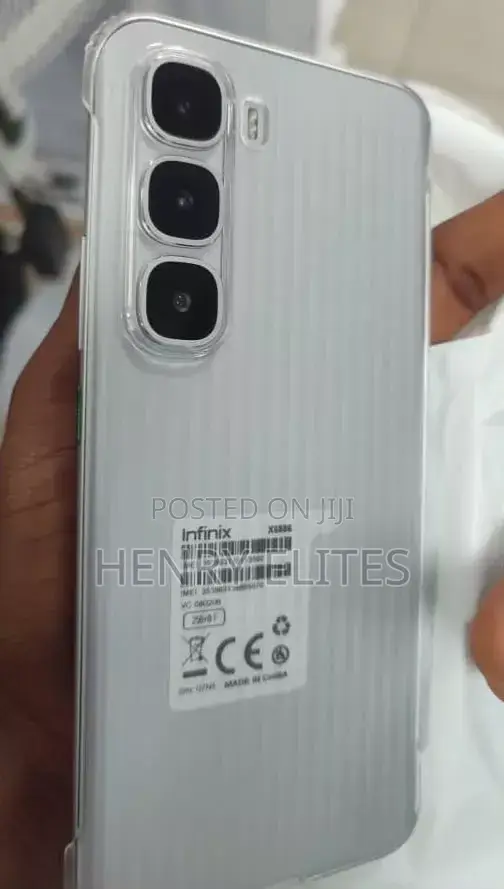New Infinix Hot 60 Pro+ 256 GB Silver