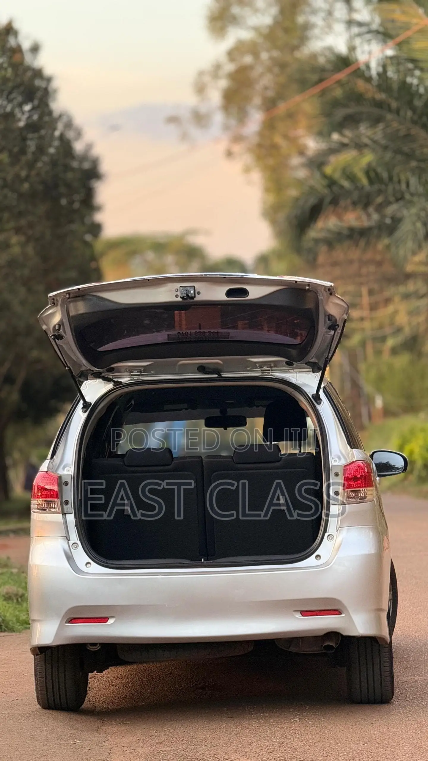 Toyota Wish 2010 Silver