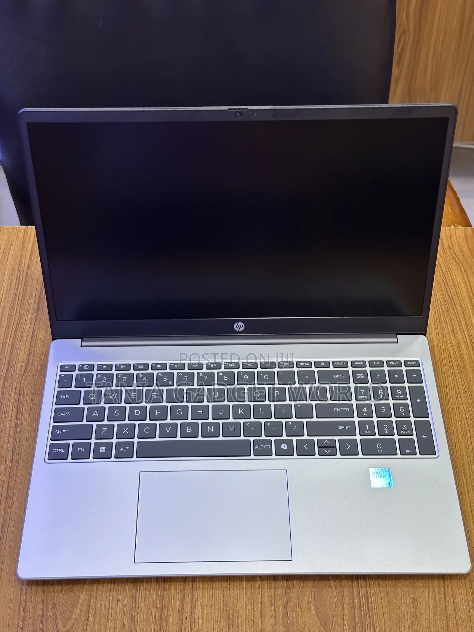 New Laptop HP 250R G10 8GB Intel Core 3 SSD 512GB
