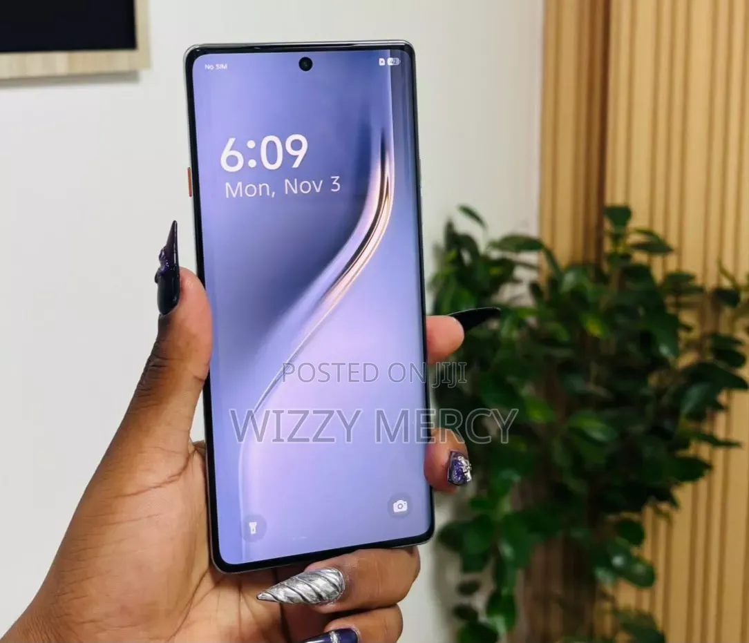 New Tecno Camon 40 Pro 4G 256 GB Gray